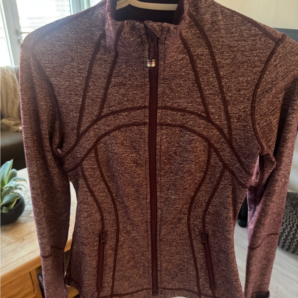 Lululemon Zip, EXCELLENT condition 🩷 - Picture 9 of 9